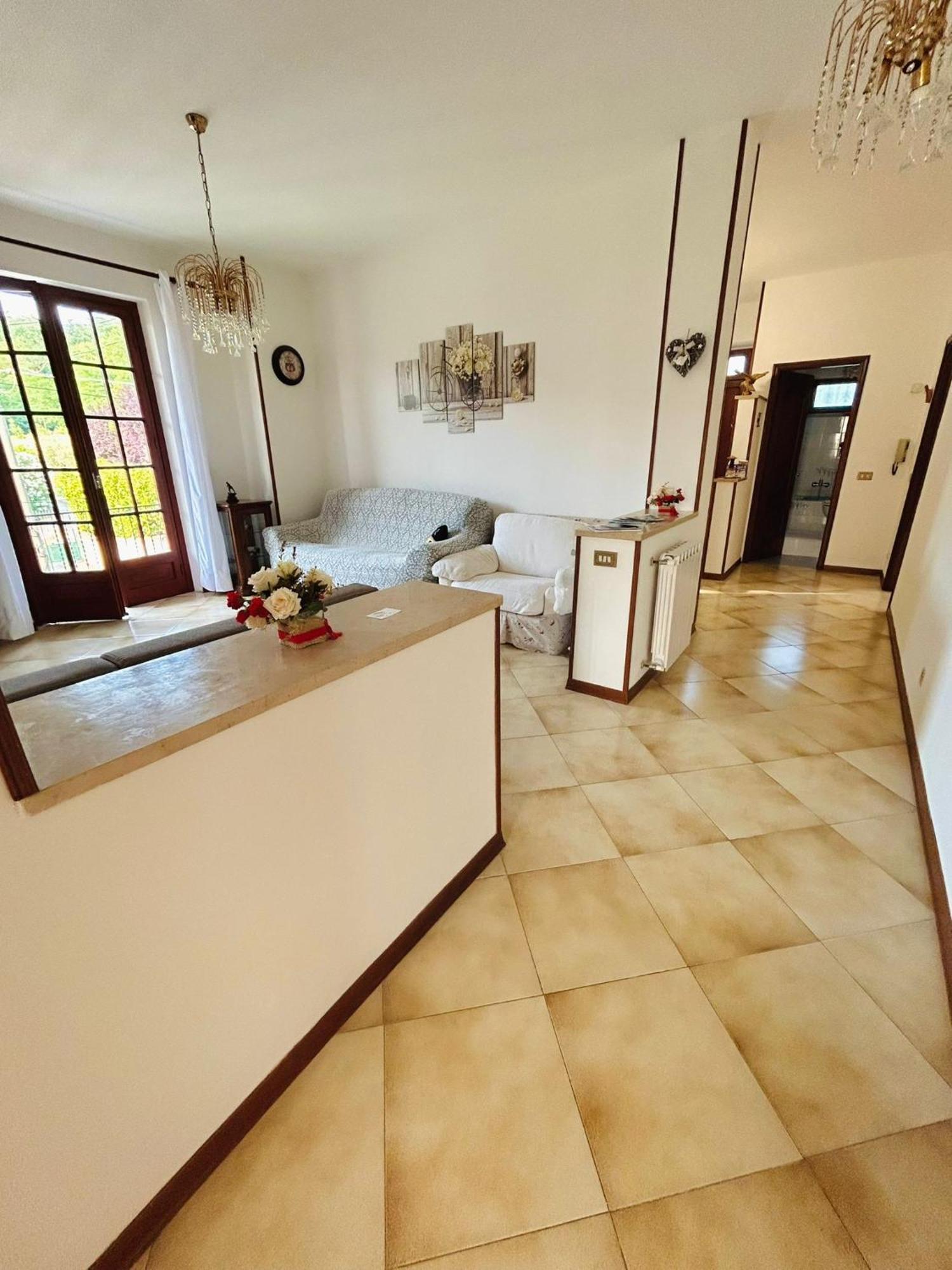 La Casa Del Tiglio Lägenhet Sarzana Exteriör bild